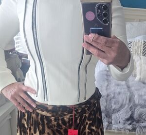 Hugo Boss Women's Cream Jacket with Zipper Accents